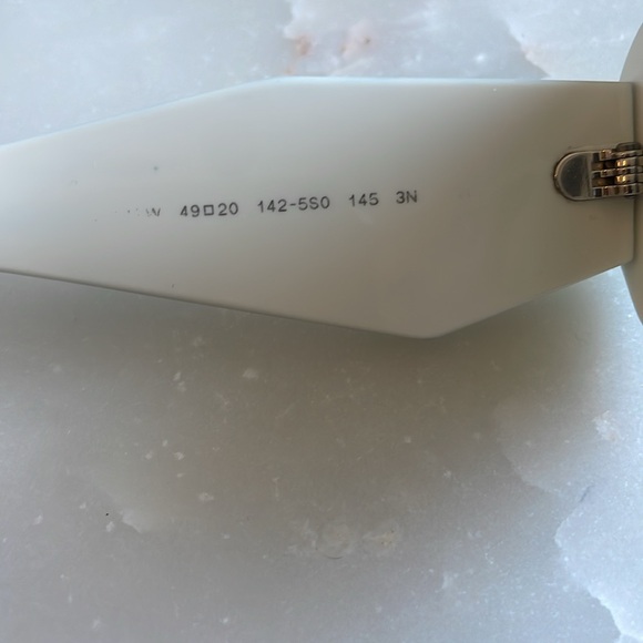 PRADA PR 17WS White Rectangle Sunglasses - Picture 4 of 11